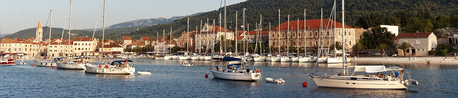 stari-grad-harbour-hvar