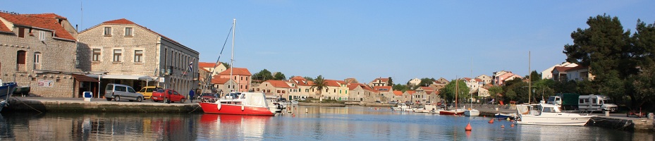 vrboska-bay-hvar